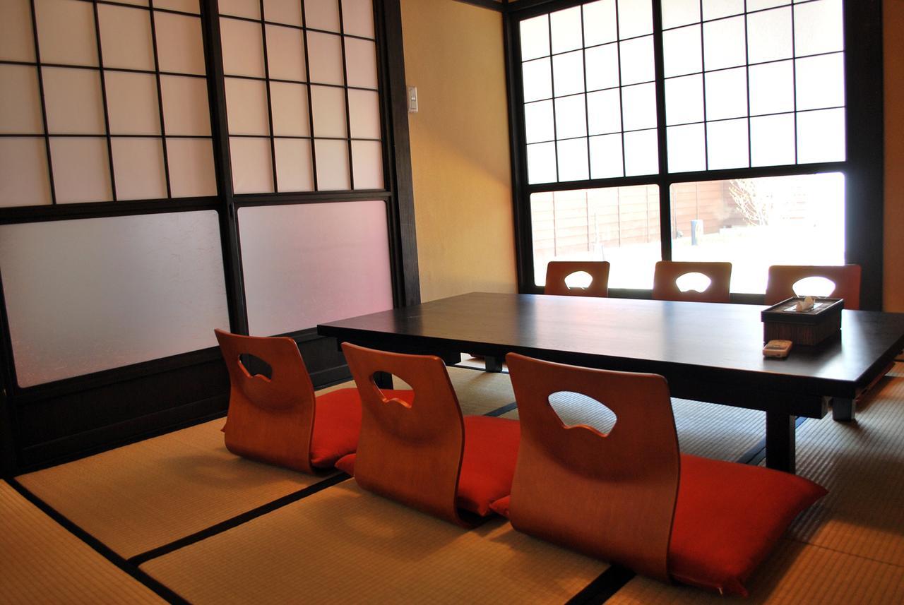 Hida Takayama Relax Hostel Bettei Fuji Exteriör bild